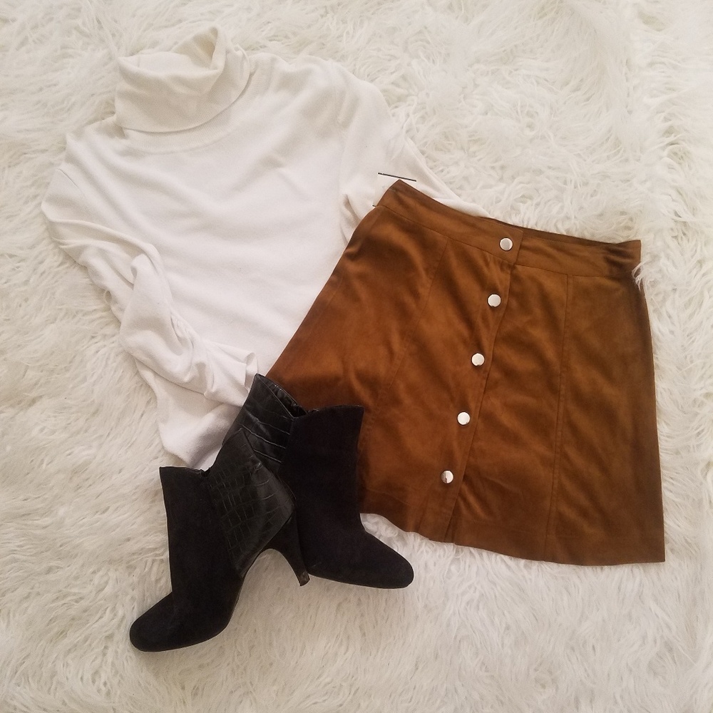 Camel/Tan Suede Skirt